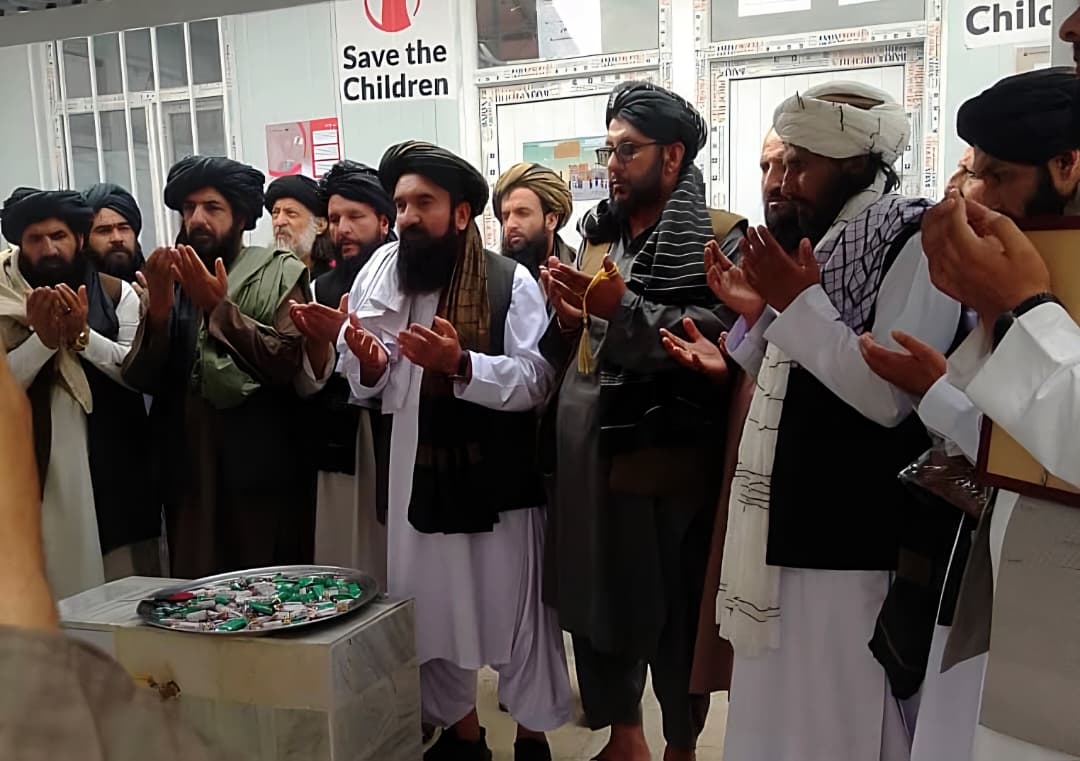 د سرحدونو، قومونو او قبايلو چارو وزارت تر چتر لاندې په ميدان وردګ ولايت کې یو باب روغتیایي کلینیک جوړ او ګټې اخېستنې ته وسپارل شو.