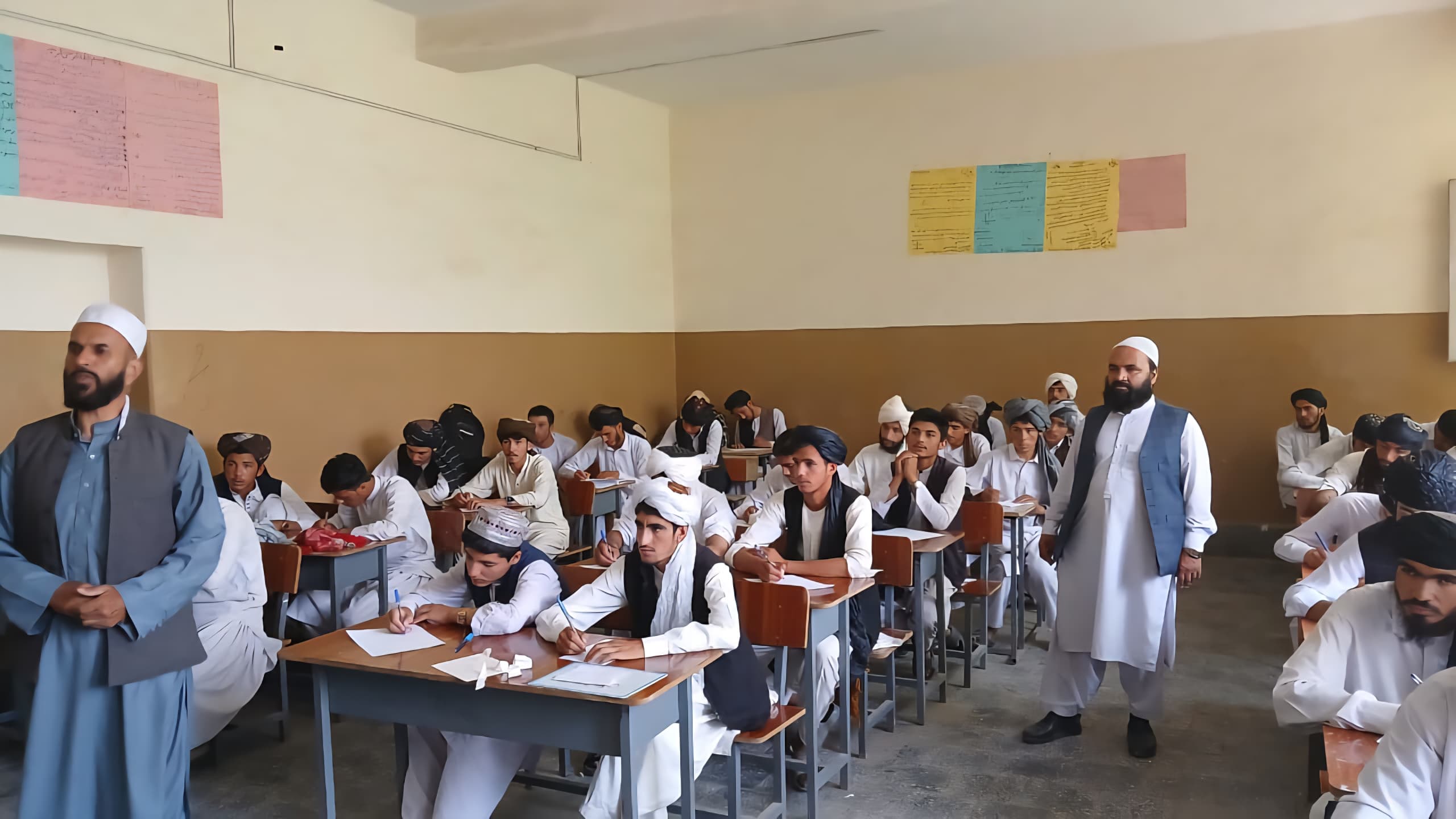 عکس امتحان رحمان با با