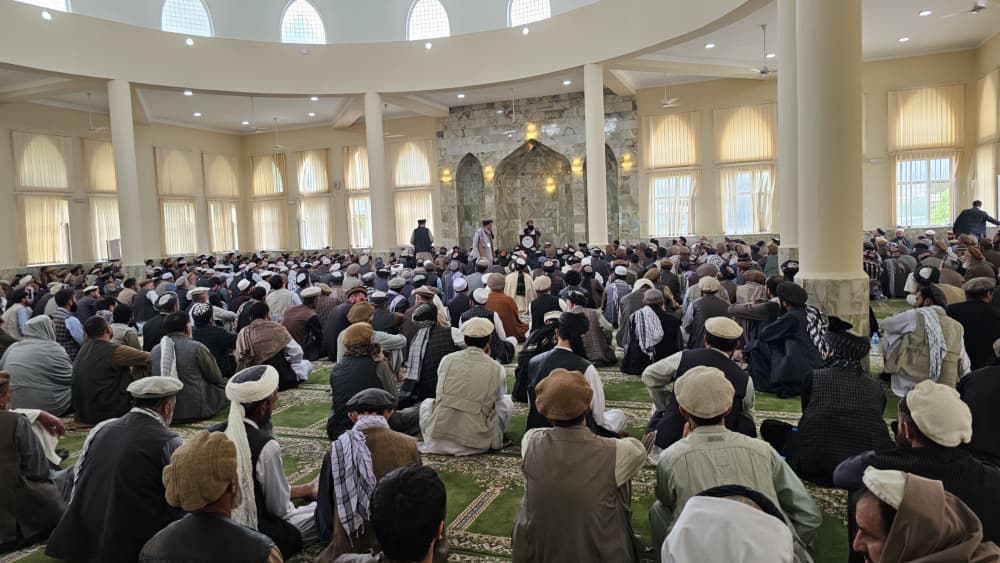 ((د افغانستان غیور ملت بیا نه دوکه کېږي، ځکه دا ولس اوس د دُښمن د هر ډول توطیو او نیرنګونو پر وړاندې هوښیار او بیدار شوی دی))